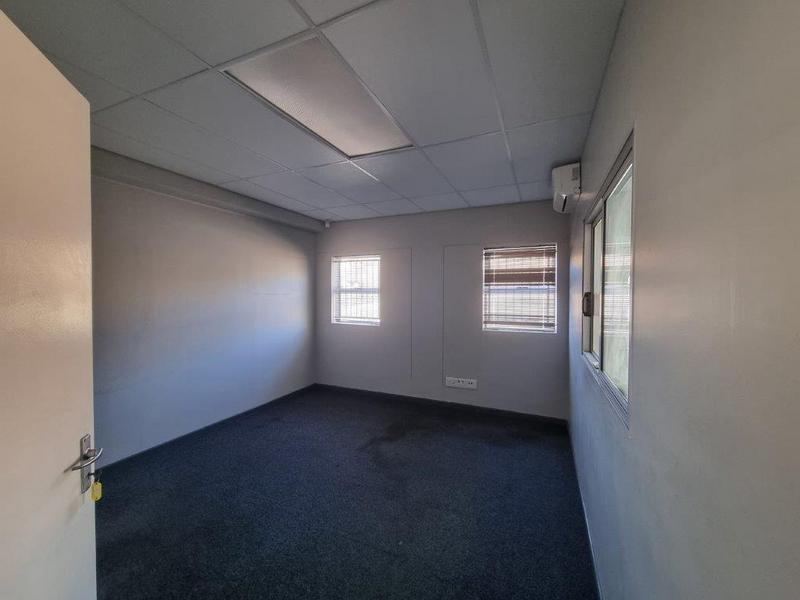 To Let commercial Property for Rent in Korsten Eastern Cape